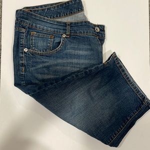 Torrid cropped shorts size 18